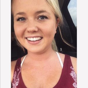 Meet your Posher, Leslie